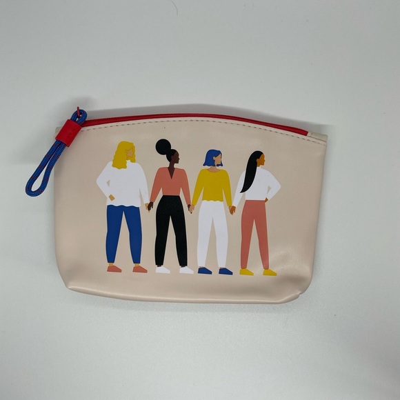 Ipsy bag bundle - Picture 6 of 11